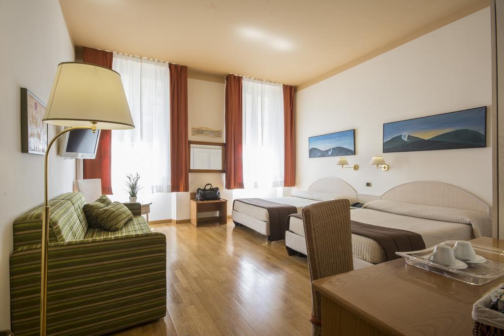 Piazza Paradiso Accommodation Siena Exteriér fotografie