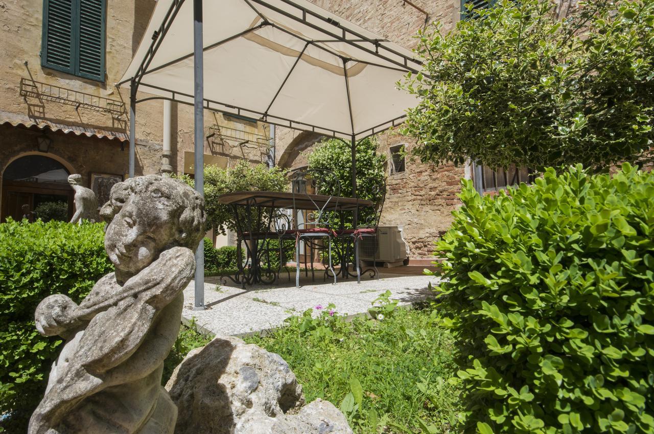 Piazza Paradiso Accommodation Siena Exteriér fotografie